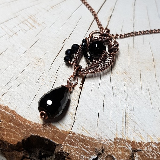 kolie Czarny onyks - kamień mocy - naszyjnik m173