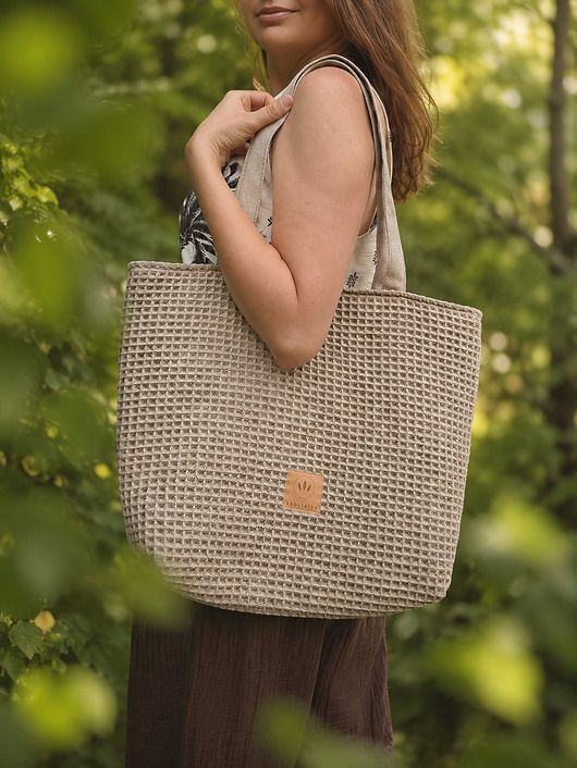 torby na ramię Torba shopper z plecionki typu wafel Beżowa