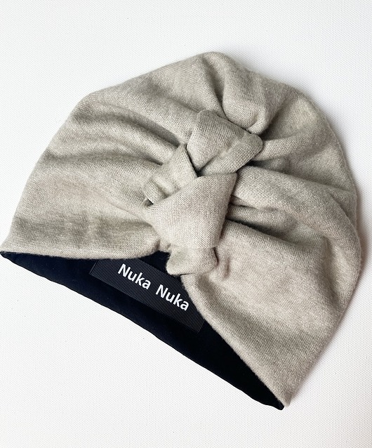 czapki damskie Turban, czapka w kolorze beżowym
