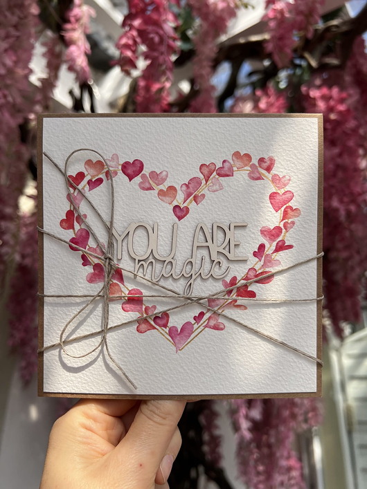 kartki scrapbooking Wyjątkowa kartka ręcznie robiona walentynkowa - kartka z sercem You are magic