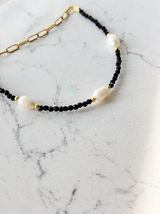 bransoletki z kamieni naturalnych Bransoletka czarna onyks z perłami