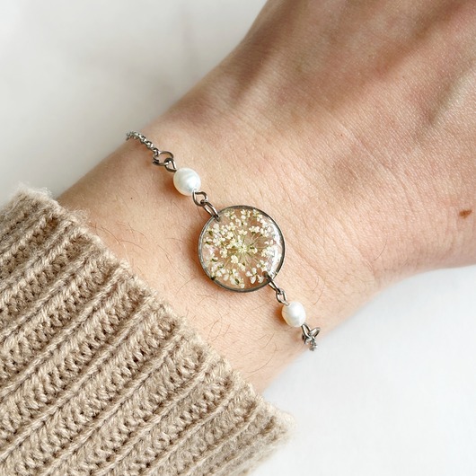 bransoletki z żywicy Bransoletka z perłami