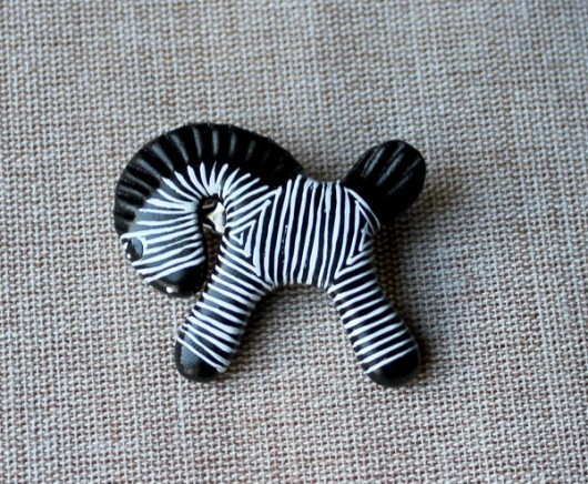 zebra broszka PRACOWNIA Z PRZYTUPEM
