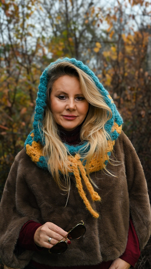 czapki damskie Balaclava alpaka handmade, ręcznie szydełkowana zimowa kominiarka