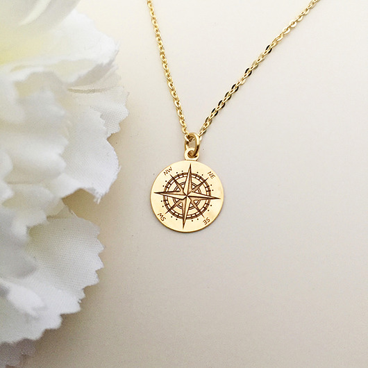 Naszyjnik kompass, compass necklace, gold compass Anemon Atelier