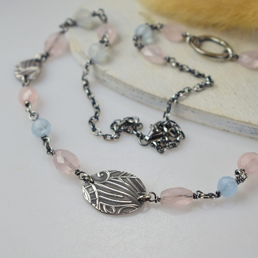 srebrne naszyjniki Elnora - srebrny naszyjnik z kwarcem różowym i akwamarynem