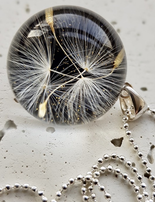 dmuchawiec w naszyjniku Grol Jewellery