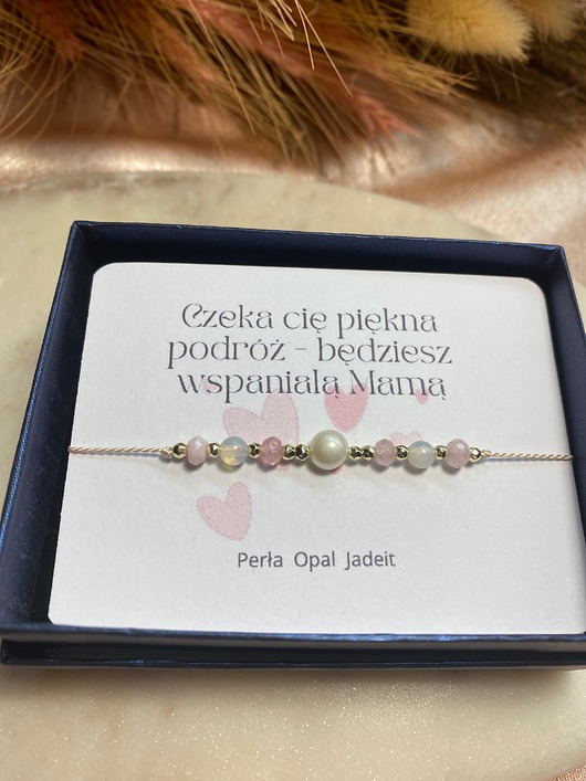 bransoletki na sznurku Bransoletka dla przyszłej Mamy na jedwabnej nici kamienie naturalne