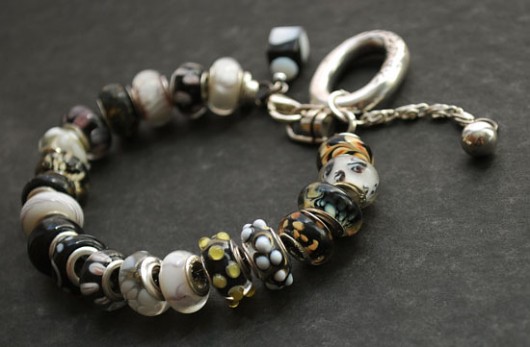 Grey anatomy - bransoletka Buy or Die