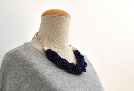 Granatowy pleciony Karolina Perchacz Design