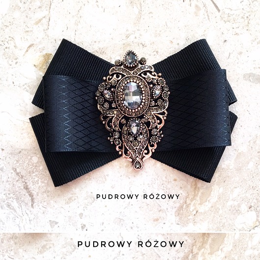 Brosza  świąteczna z ogromnym kamieniem NEW Pudrowy Różowy