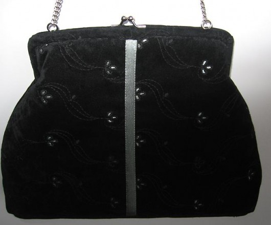 Black Velvet + Palegreen Satin ? Magdalena24