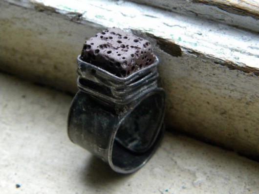 Roman Ancient Ring ;) brązowa lawa Beata Trotter