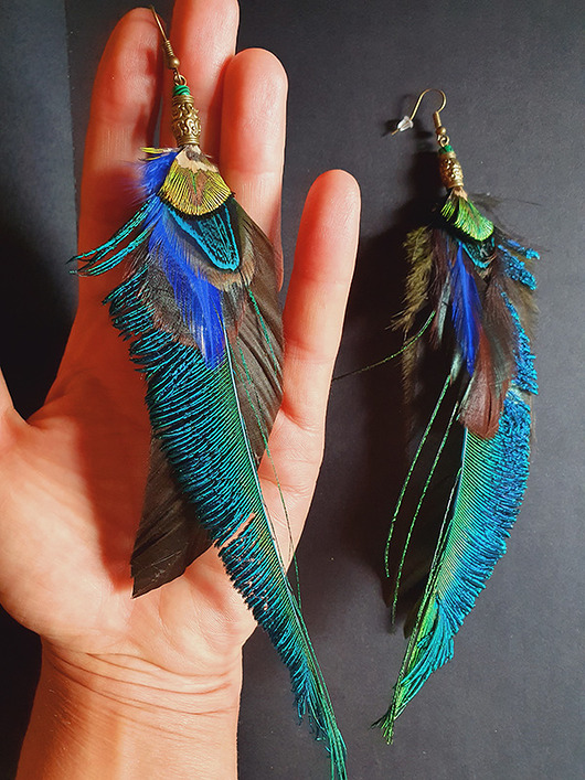 kolczyki z piórami Długie kolczyki - pawie pióra