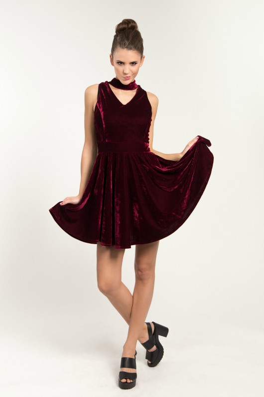 Sukienka Red Velvet Miss Trouble