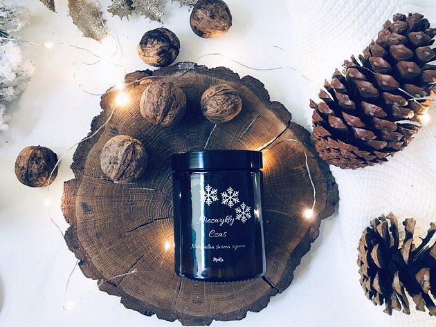 Świąteczna świeca sojowa - Niezwykły Czas MoKa candles