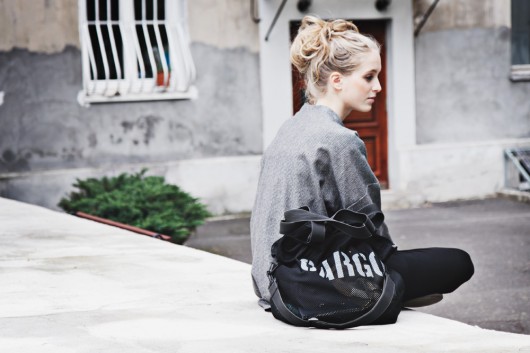 CARGO by OWEE M-size bag - BLACK MESH CARGO by OWEE
