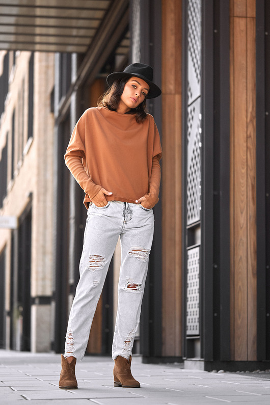 Bluza z dekoltem z tyłu - karmelowa(B-094) Be