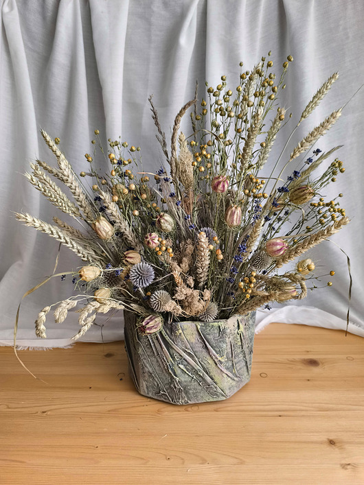 dodatki - różne Kompozycja kwiatowa ,,Cisza przed burzą"