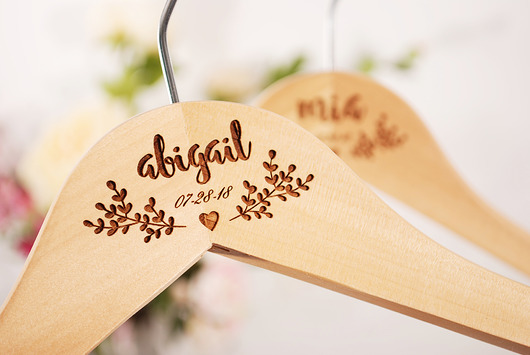 Zestaw 2 wieszaków ślubnych personalizowanych  MoodForWoodBridal