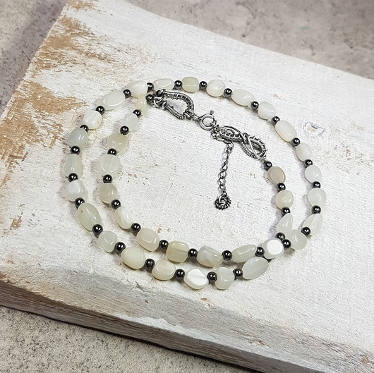 korale Korale z kamieniem księżycowym kors5