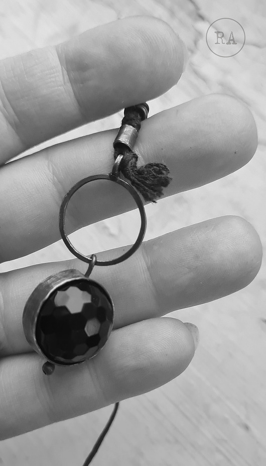 wisiory Srebrny naszyjnik onyks MAGIC BALL