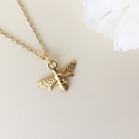 naszyjnik z pszczółką ,  bee necklace Anemon Atelier