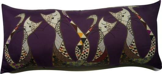 Poduszka dekoracyjna z kotami 30x65 cm  Gaul Designs