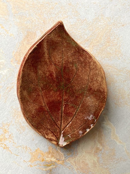 pojemniki na biżuterię Ceramiczna podstawka Delikatny liść