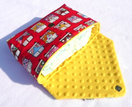 Etui na pieluchy wesołe ogórki mabebe