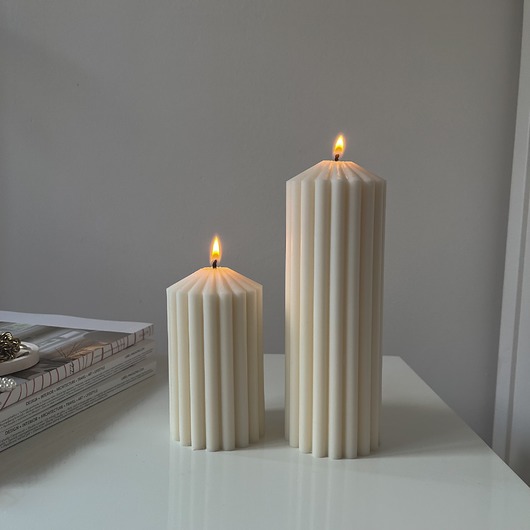 świeczniki i świece Świeca Ribbed