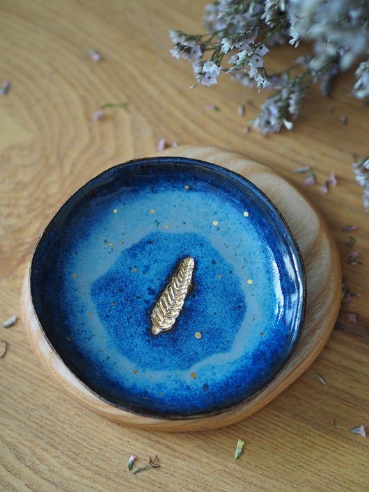 pojemniki na biżuterię Spodek na biżuterię lub palo santo