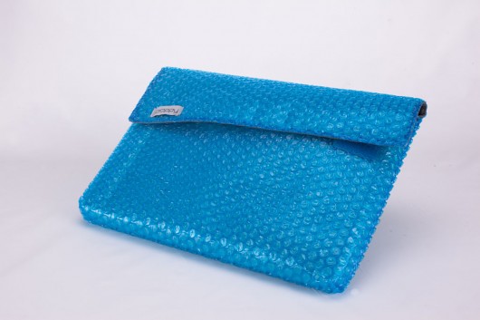 bąbelkowe etui na laptopa small (szary) getpoppy