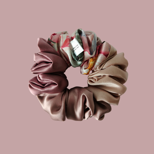 gumki do włosów Gumka jedwabna, scrunchie, frotka wiosenne kwiaty brudny róż MAXI