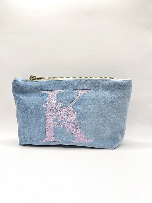 kosmetyczki Kosmetyczka litera imienia błękitna