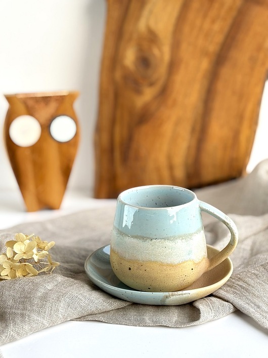 filiżanki Kubek / Duża filiżanka beczułka ze spodkiem 320 ml - Niebieskie migdały