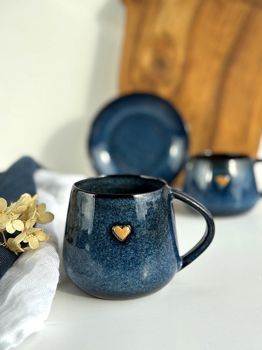 kubki Kubek Beczułka ręcznie robiony 320 ml  - Granatowy z sercem