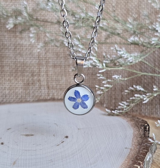 wisiory Wisiorek z niezapominajką niezapominajka