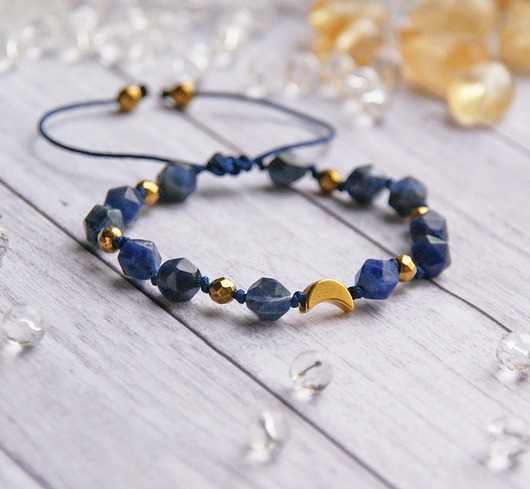 bransoletki z kamieni naturalnych LUNULA - sodalit - uspokaja - bransoletka - amulet