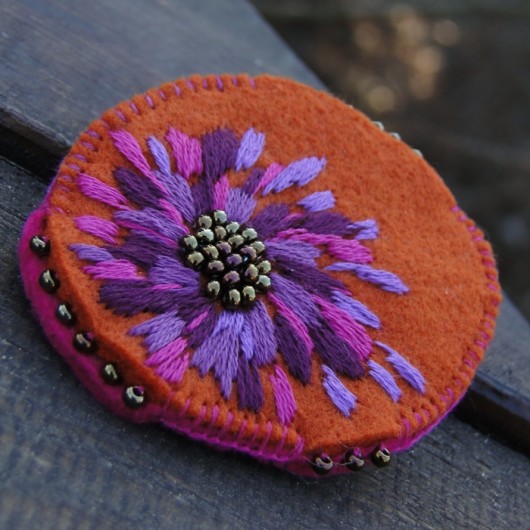 peony & purple / brooch agat handmade