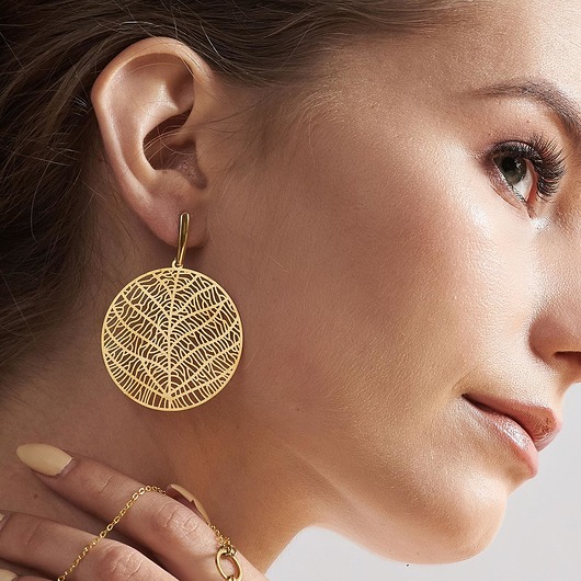 kolczyki z mosiądzu Okrągłe kolczyki ze wzorem liścia Hemera