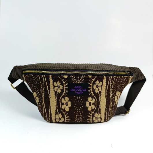 saszetka nerka Nerka brązowo - beżowa z grubszej tkaniny ludowej - większa