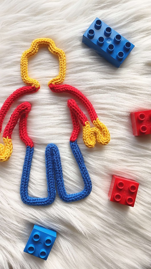 łapacze snów Ludzik LEGO - ozdoba z włóczki do pokoju dziecka