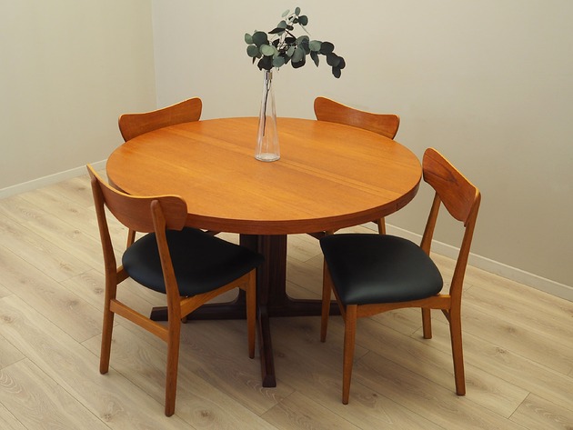 stoły Stół okrągły tekowy, duński design, lata 70, produkcja: Dania
