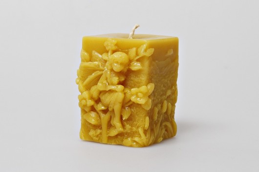 świece z wosku pszczelego ''z elfem '' Nikka handmade