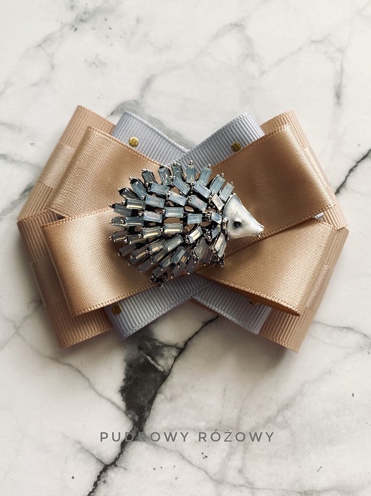 broszki Brosza z cudnym Jeżem z kryształków New Jesień