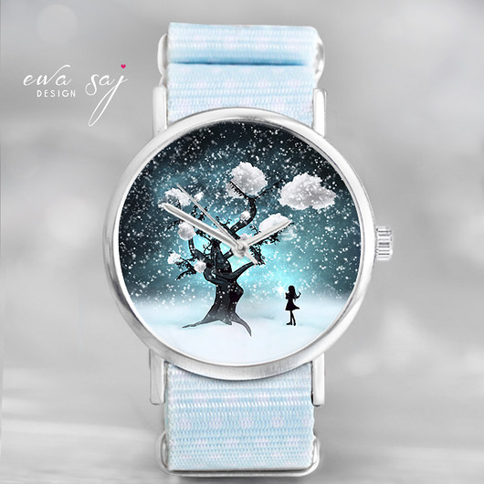 Taniej o 12 % zegarek z grafiką Winter Tree  Ewa Saj Fotografie