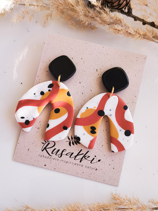 kolczyki z masy plastycznej Kolczyki abstrakcje brązowe, wzorzyste duże kolczyki, prezent z okazji