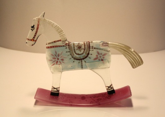 konik na biegunach BŁĘKITEK Borowska Glass Design