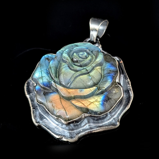 pierścionki srebrne Pierścionek rainbow rose- labradoryt